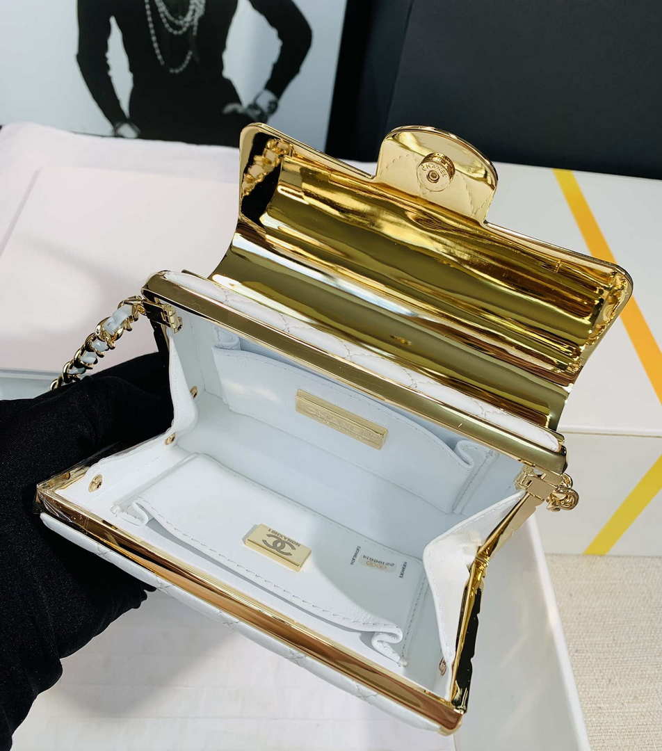 Chanel AS3308 Small Evening Bag 22A Limited Edition White Lambskin Gold - Default Title - View 10