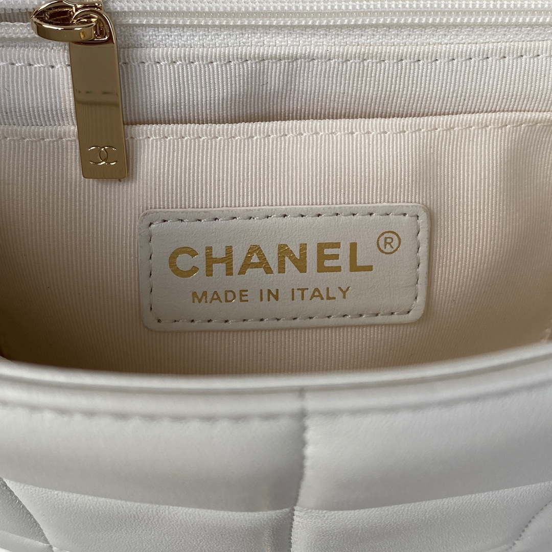 Chanel AS3330 Mini Flap 17cm Bag White Lambskin - Default Title - View 8