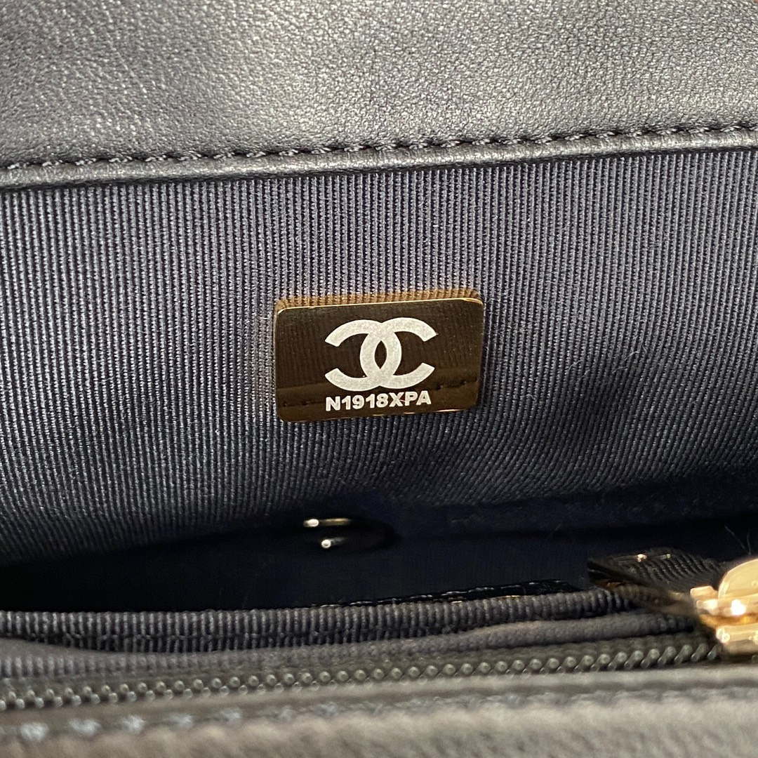 Chanel AS3331 Small Flap 19cm Bag Black Lambskin Gold - Default Title - View 9