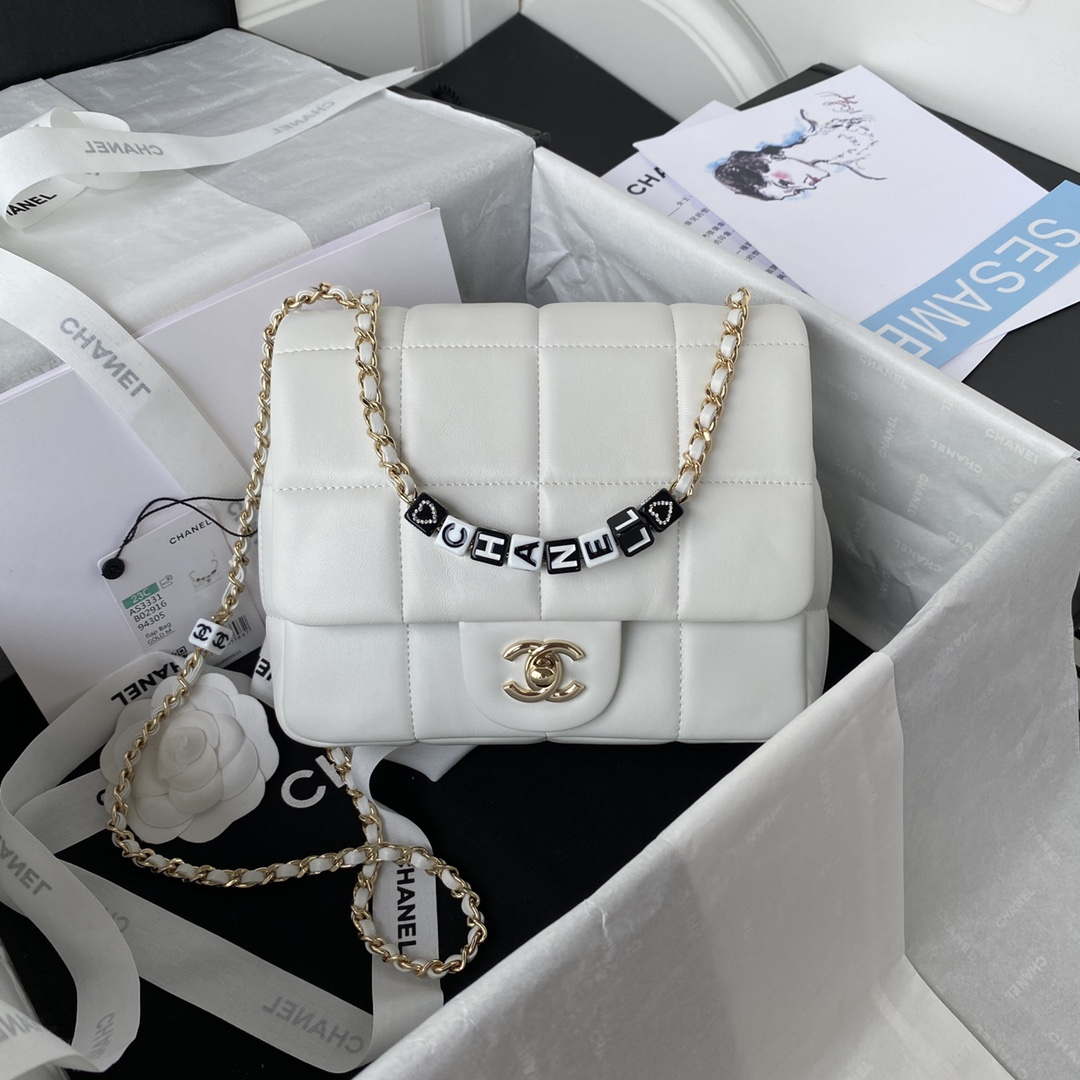 Chanel AS3331 Small Flap 19cm Bag White Lambskin Gold - Default Title - View 1
