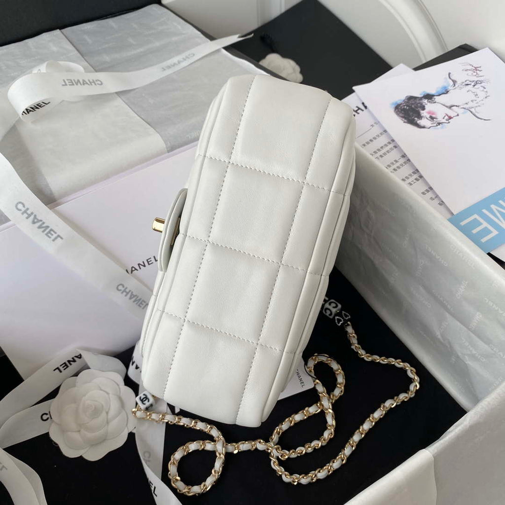 Chanel AS3331 Small Flap 19cm Bag White Lambskin Gold
