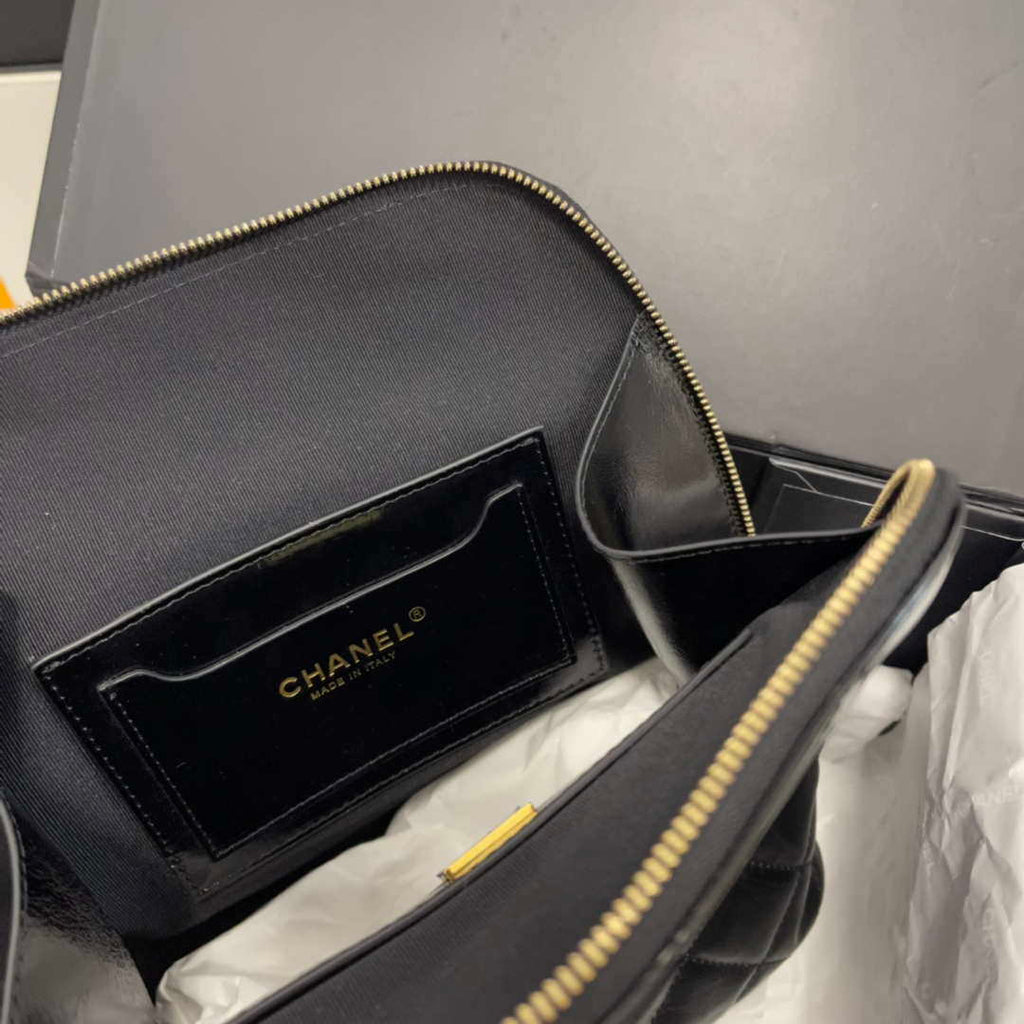 Chanel AS3332 Backpack Shiny Calfskin Bag Black