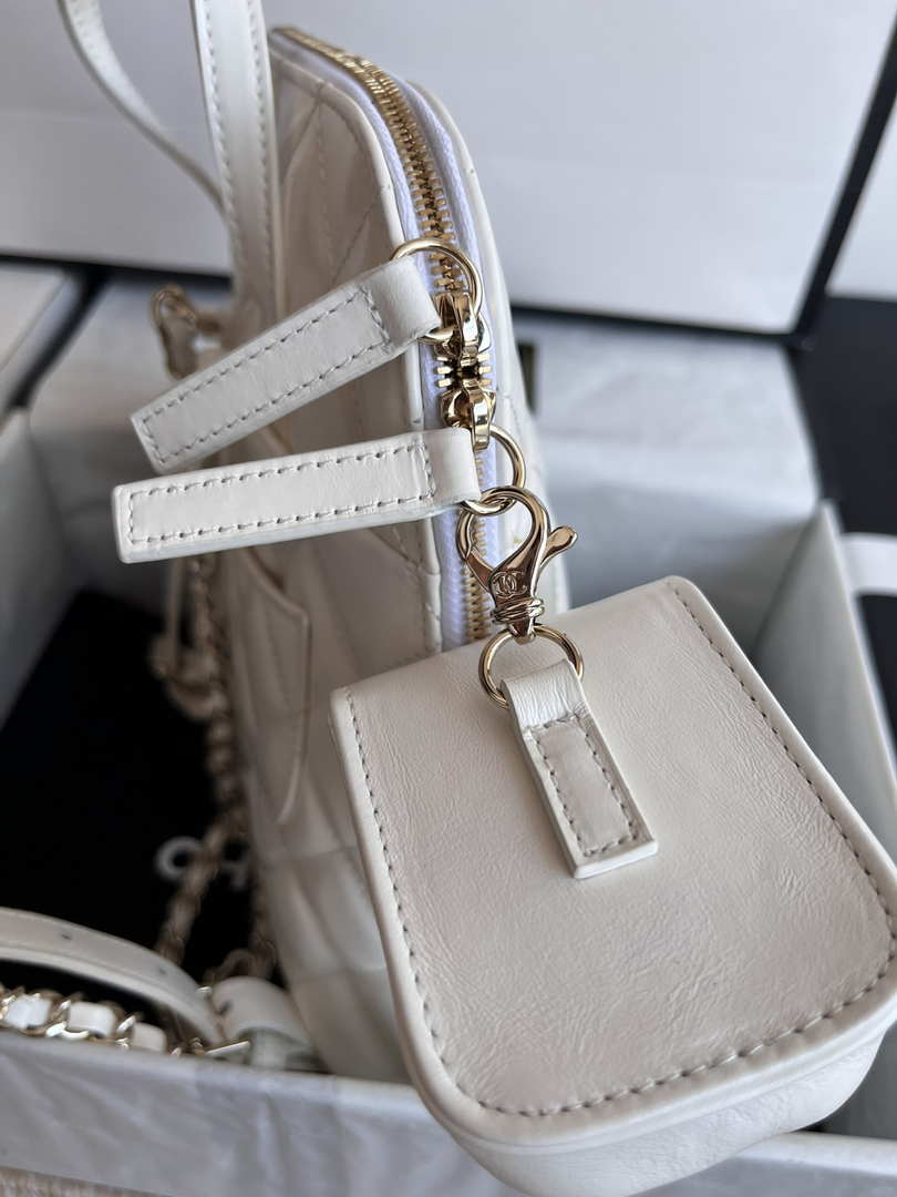 Chanel AS3332 Backpack Shiny Calfskin Bag White - Default Title - View 7