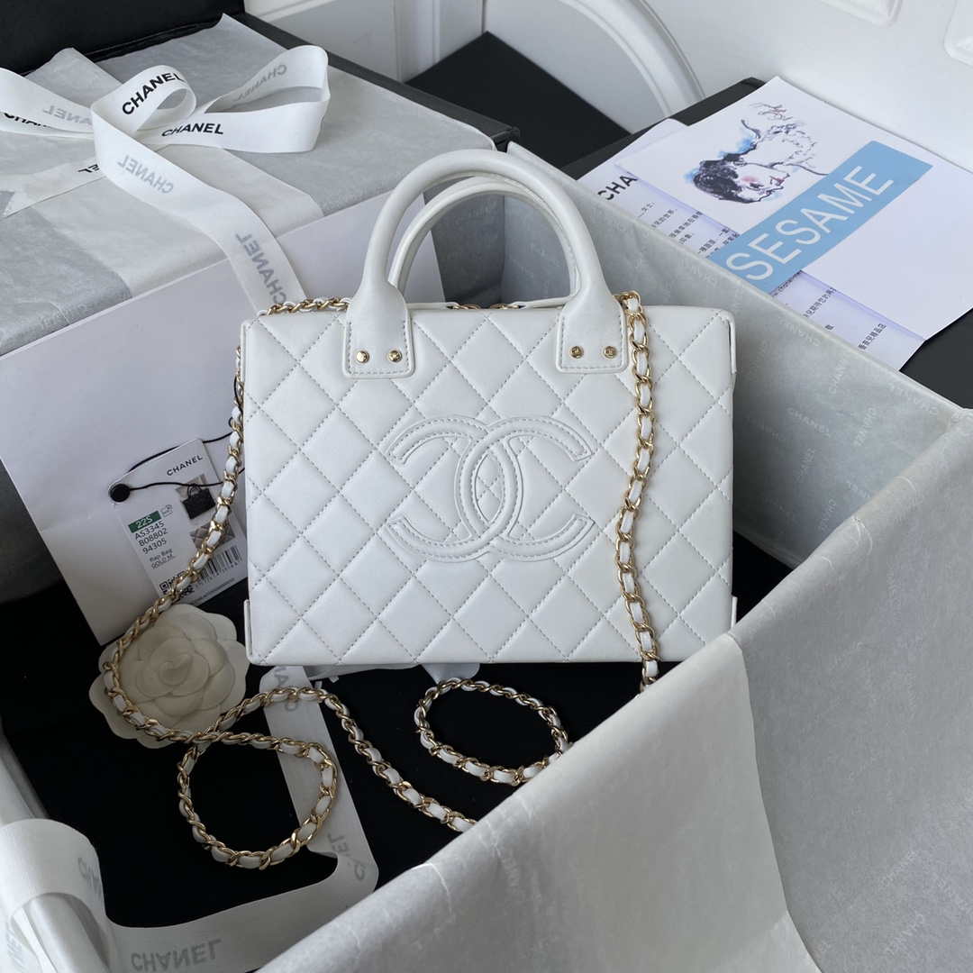 Chanel AS3345 Vanity Case Calfskin & Gold-Tone Metal White - Default Title - View 1