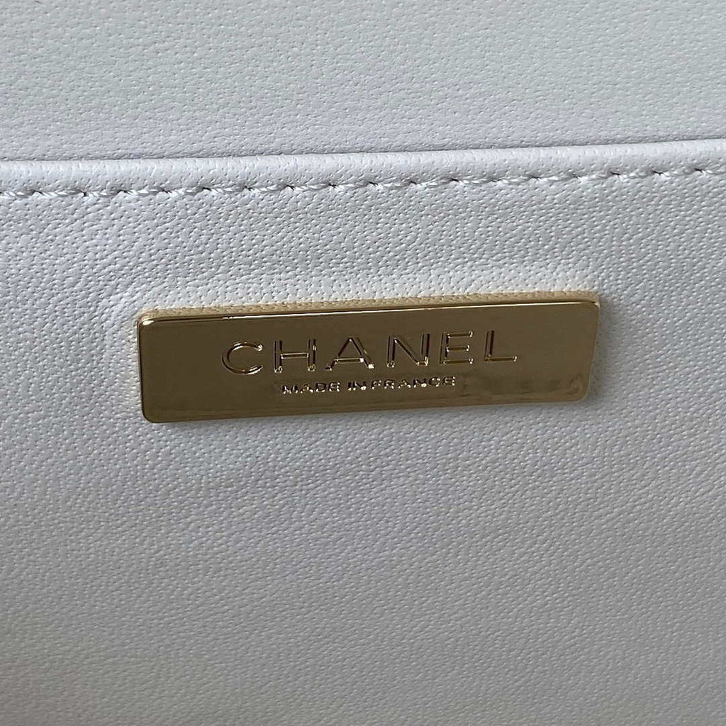 Chanel AS3345 Vanity Case Calfskin & Gold-Tone Metal White