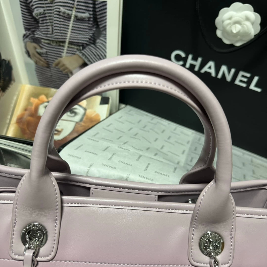 Chanel AS3351 Shopping Bag Shaded Calfskin & Silver-Tone Metal Purple & Light Pink - Default Title - View 3