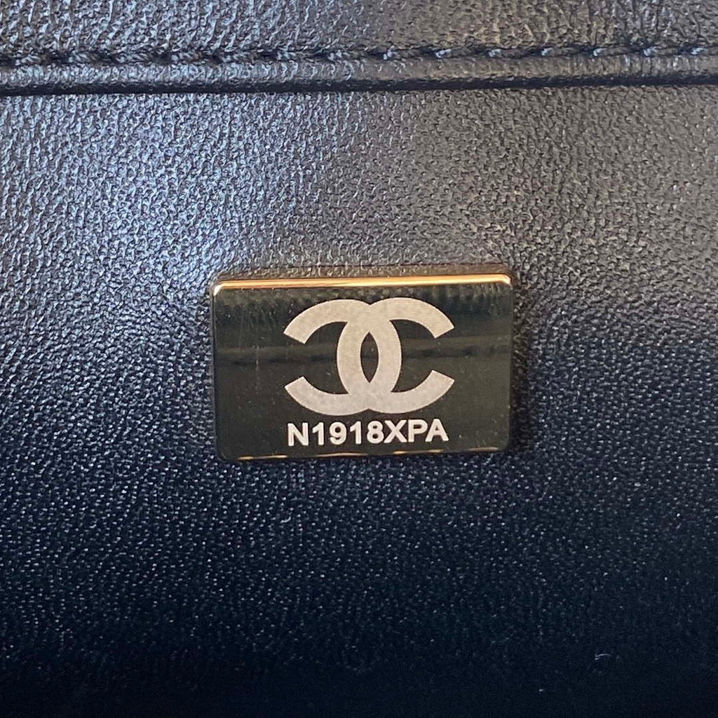 Chanel AS3356 Flap 23FW Patent leather Camellia Black