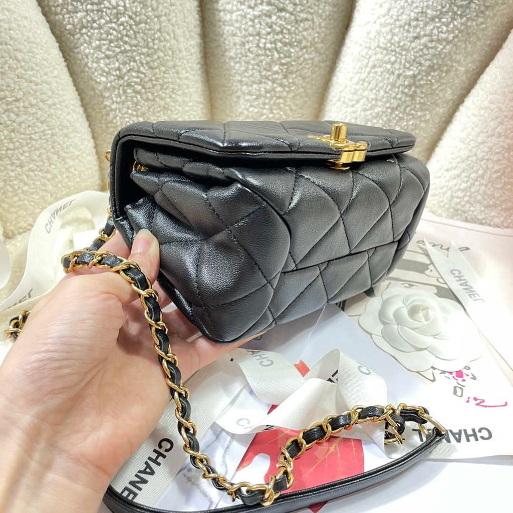 Chanel AS3365 Mini Flap Bag 17cm Lambskin Black