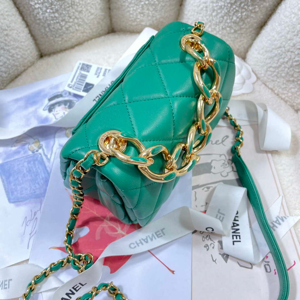Chanel AS3365 Mini Flap Bag 17cm Lambskin Green