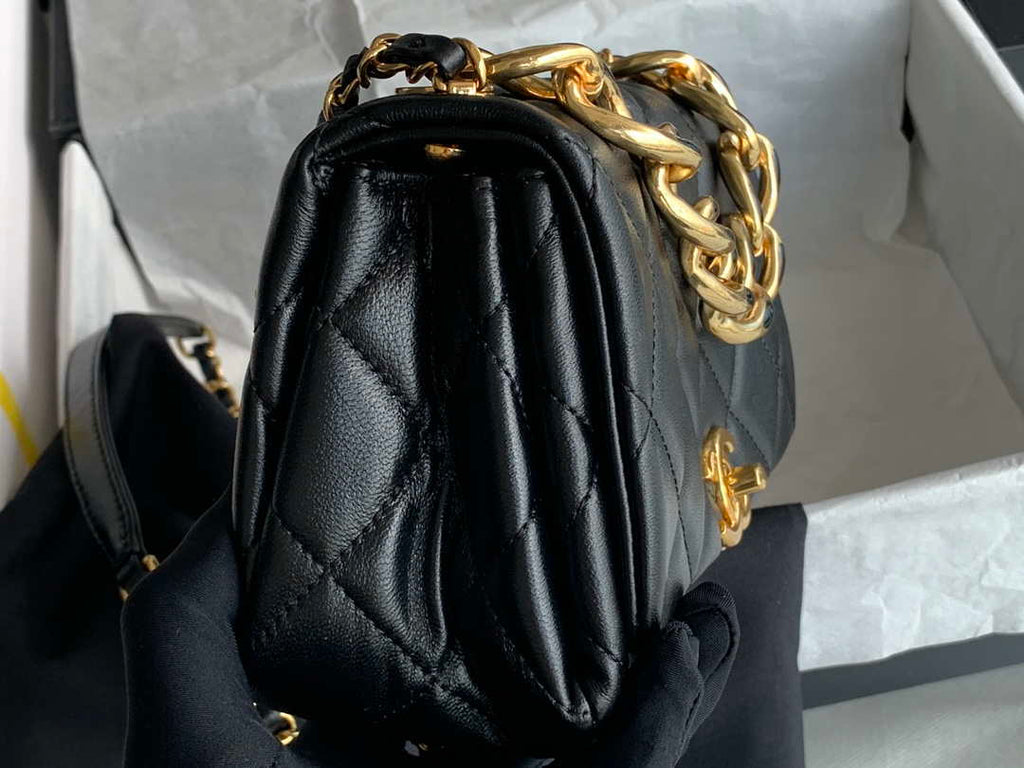 Chanel AS3366 Flap Bag 20cm Lambskin Black