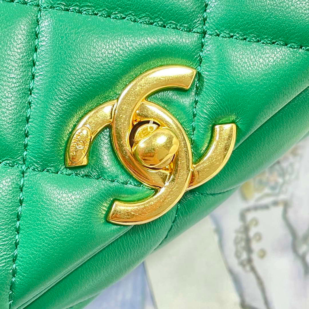 Chanel AS3367 Large Flap Bag 23cm Lambskin Green