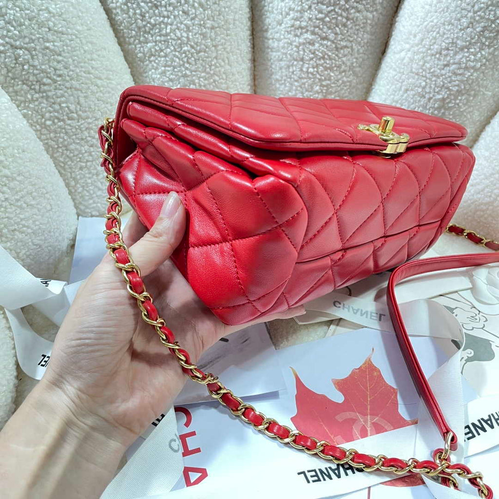 Chanel AS3367 Large Flap Bag 23cm Lambskin Red