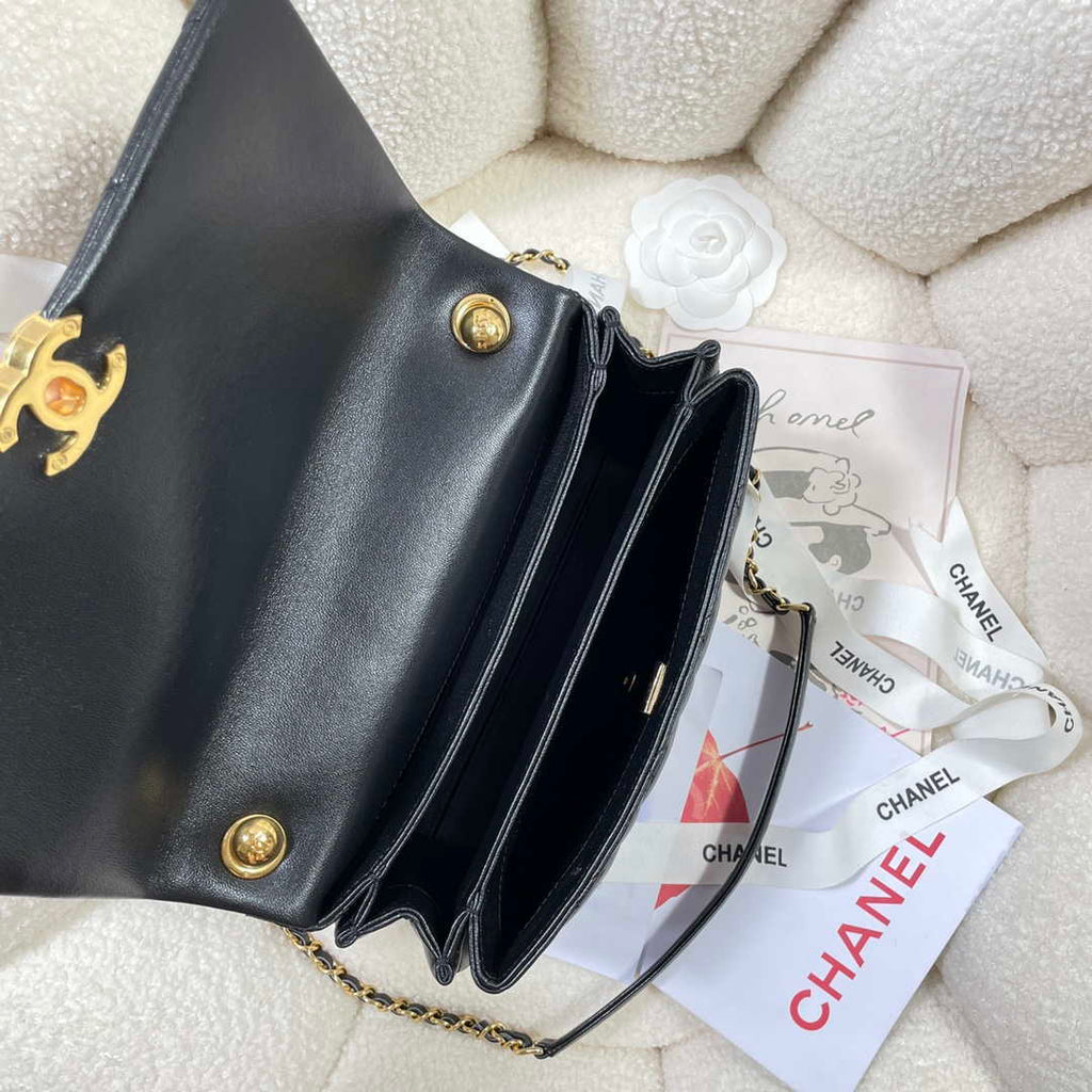 Chanel AS3367 Large Flap Bag 23cm Lambskin Black
