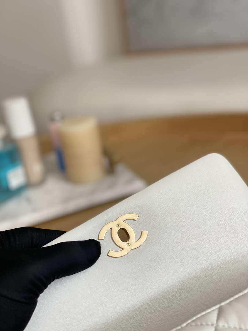 Chanel AS3378 MINI Flap Bag Lambskin White - Default Title - View 8