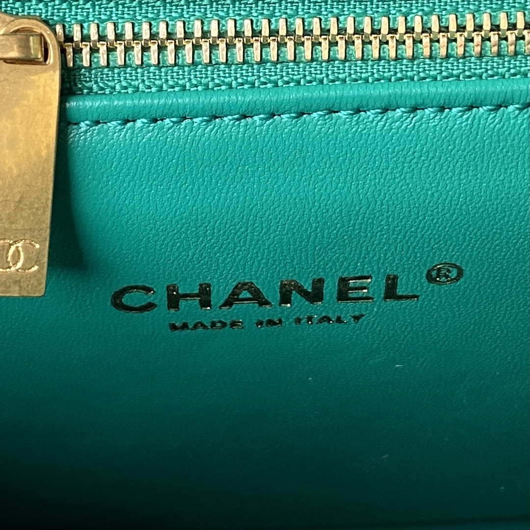 Chanel AS3384 Backpack Chain bag lambskin Green - Default Title - View 8