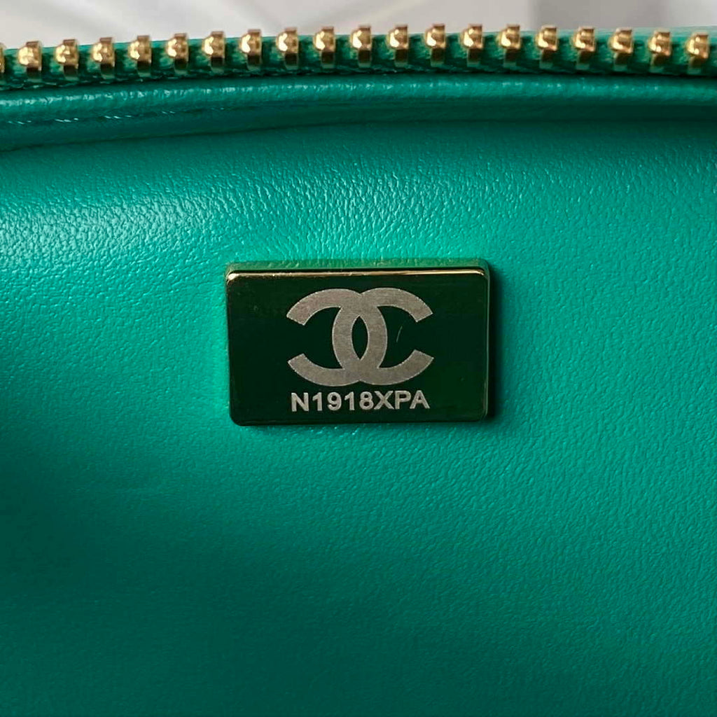 Chanel AS3384 Backpack Chain bag lambskin Green