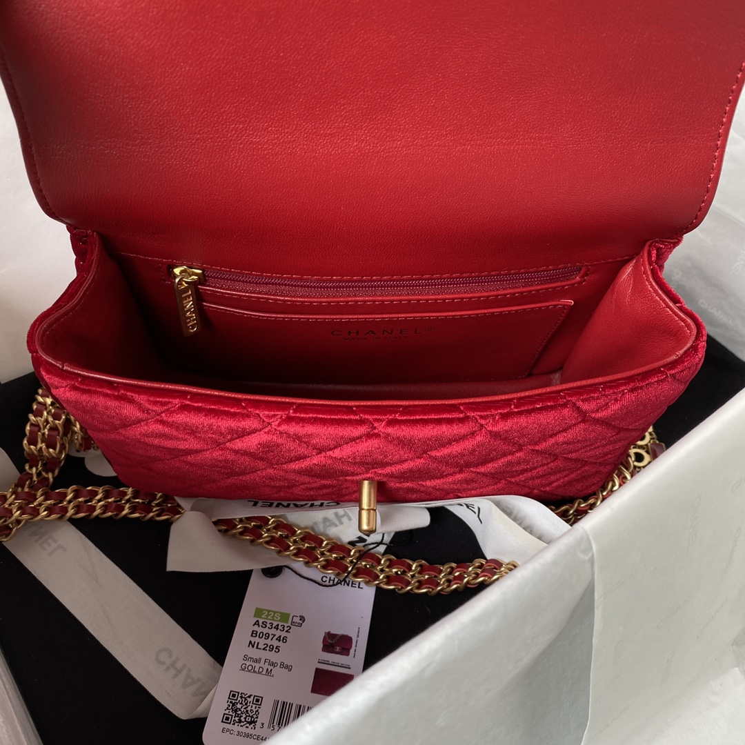 Chanel AS3432 Small Flap Bag Velvet Enamel & Gold-Tone Metal Wine Red - Default Title - View 7