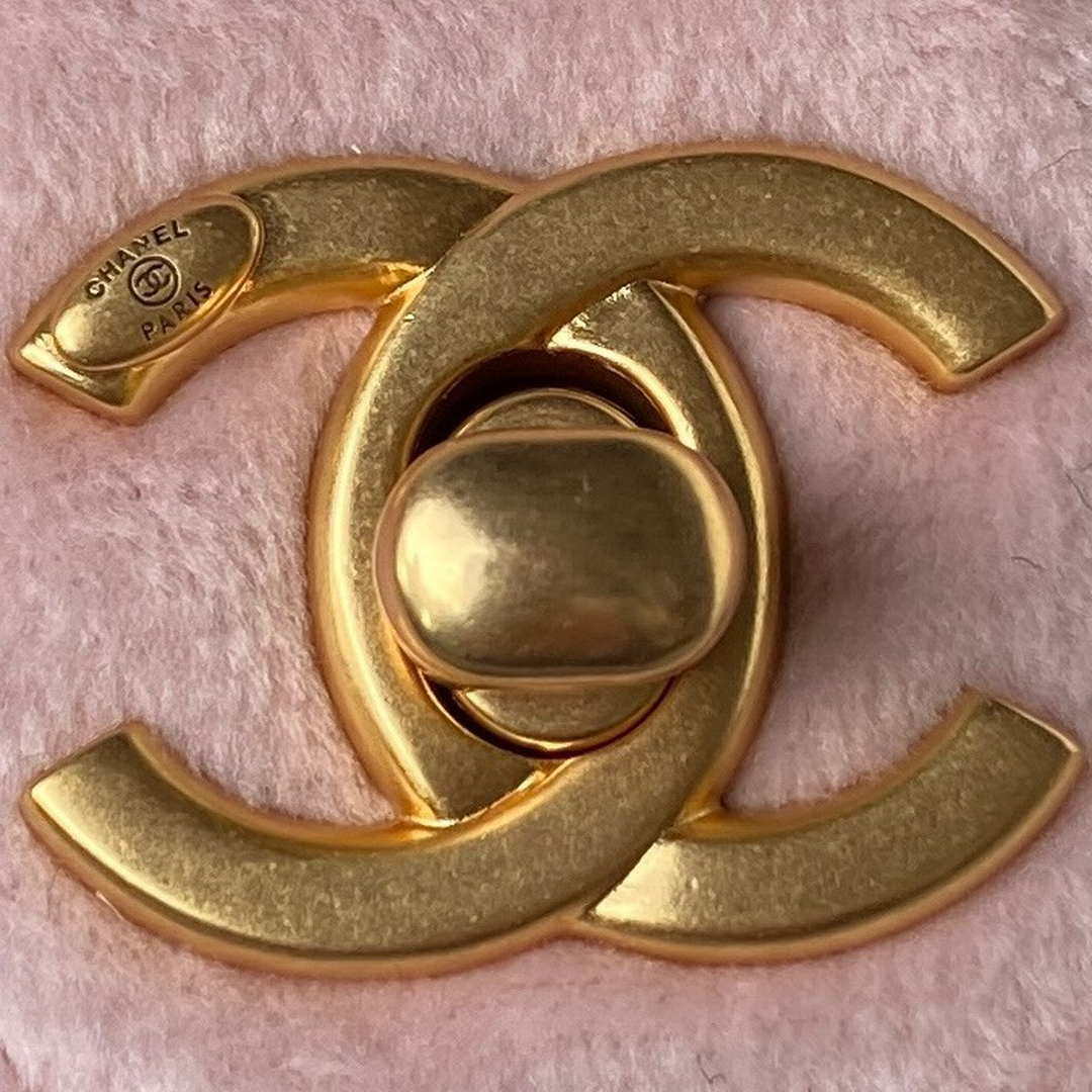 Chanel AS3442 Mini Flap Bag Velvet Enamel & Gold-Tone Metal Pink - Default Title - View 3