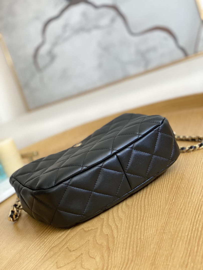 Chanel AS3476 HOBO Handbag Lambskin & Gold-Tone Metal Black