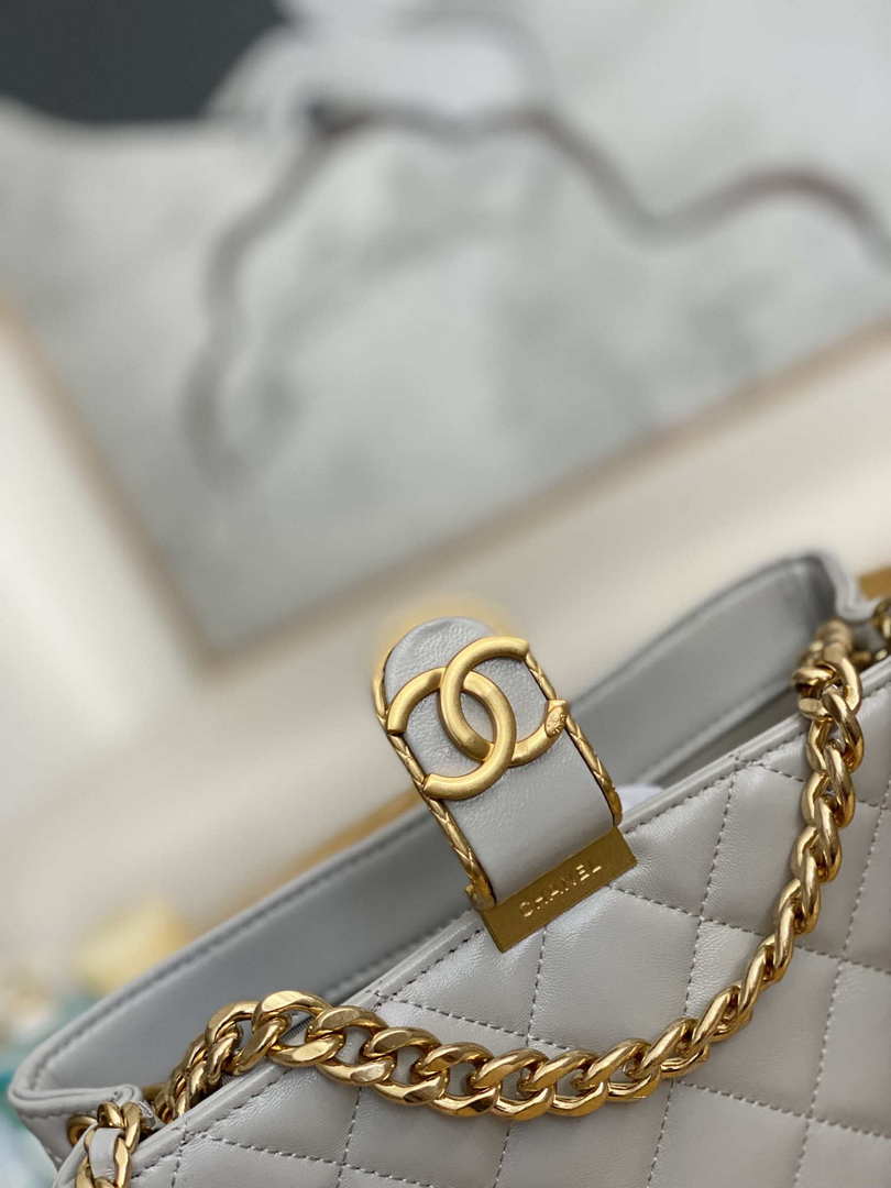 Chanel AS3476 HOBO Handbag Lambskin & Gold-Tone Metal Light Gray