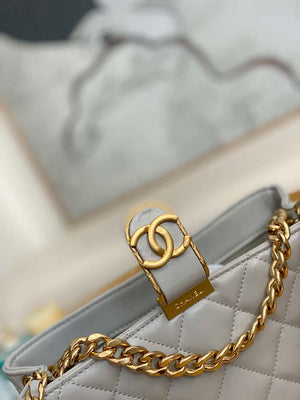 Chanel AS3476 HOBO Handbag Lambskin & Gold-Tone Metal Light Gray - Default Title - View 4
