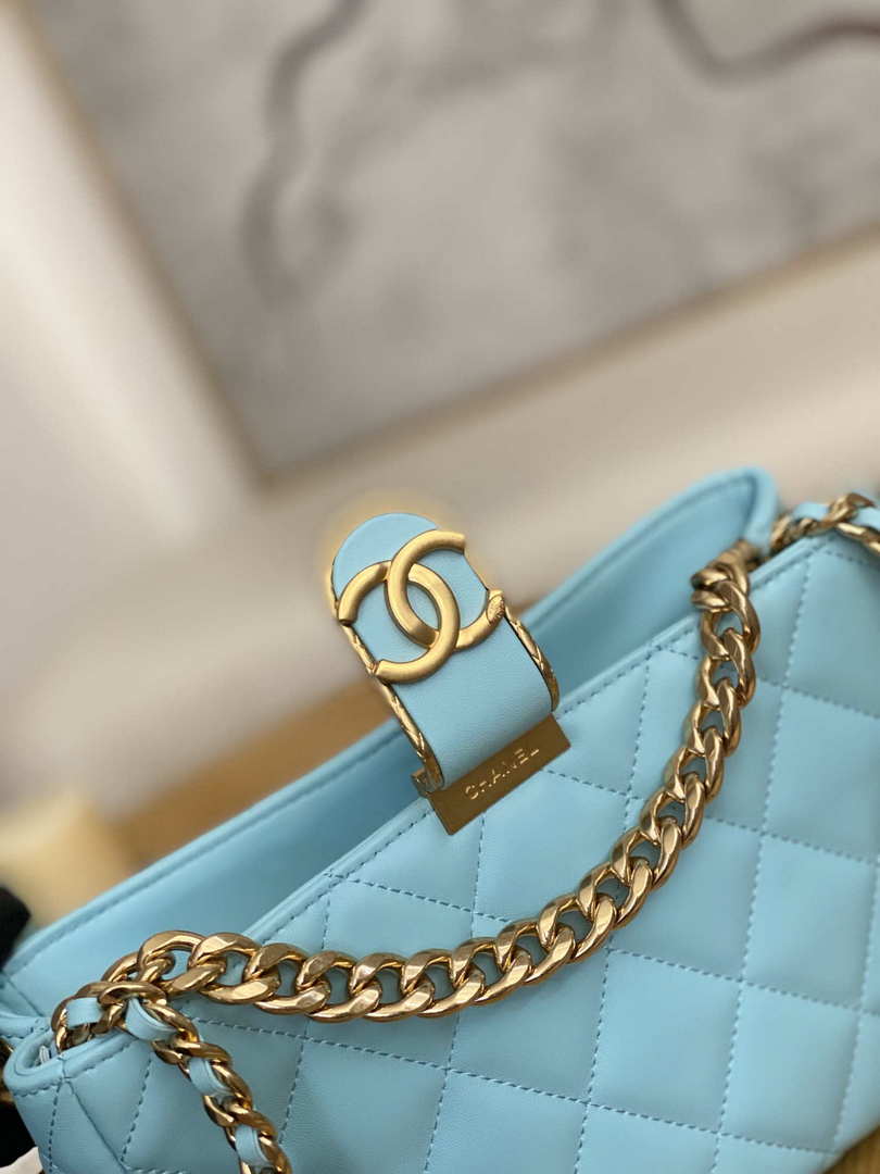 Chanel AS3476 HOBO Handbag Lambskin & Gold-Tone Metal Light Blue - Default Title - View 4