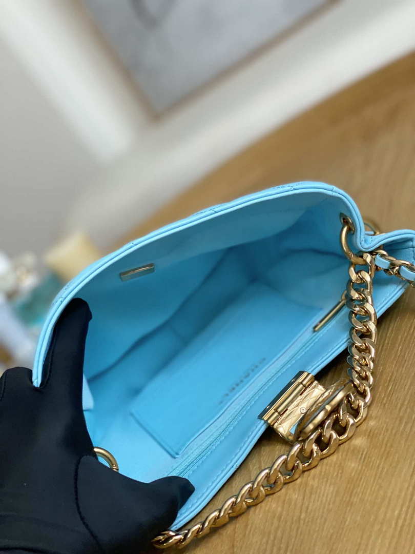 Chanel AS3476 HOBO Handbag Lambskin & Gold-Tone Metal Light Blue - Default Title - View 9