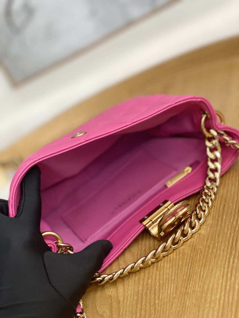 Chanel AS3476 HOBO Handbag Lambskin & Gold-Tone Metal Rose Red - Default Title - View 9
