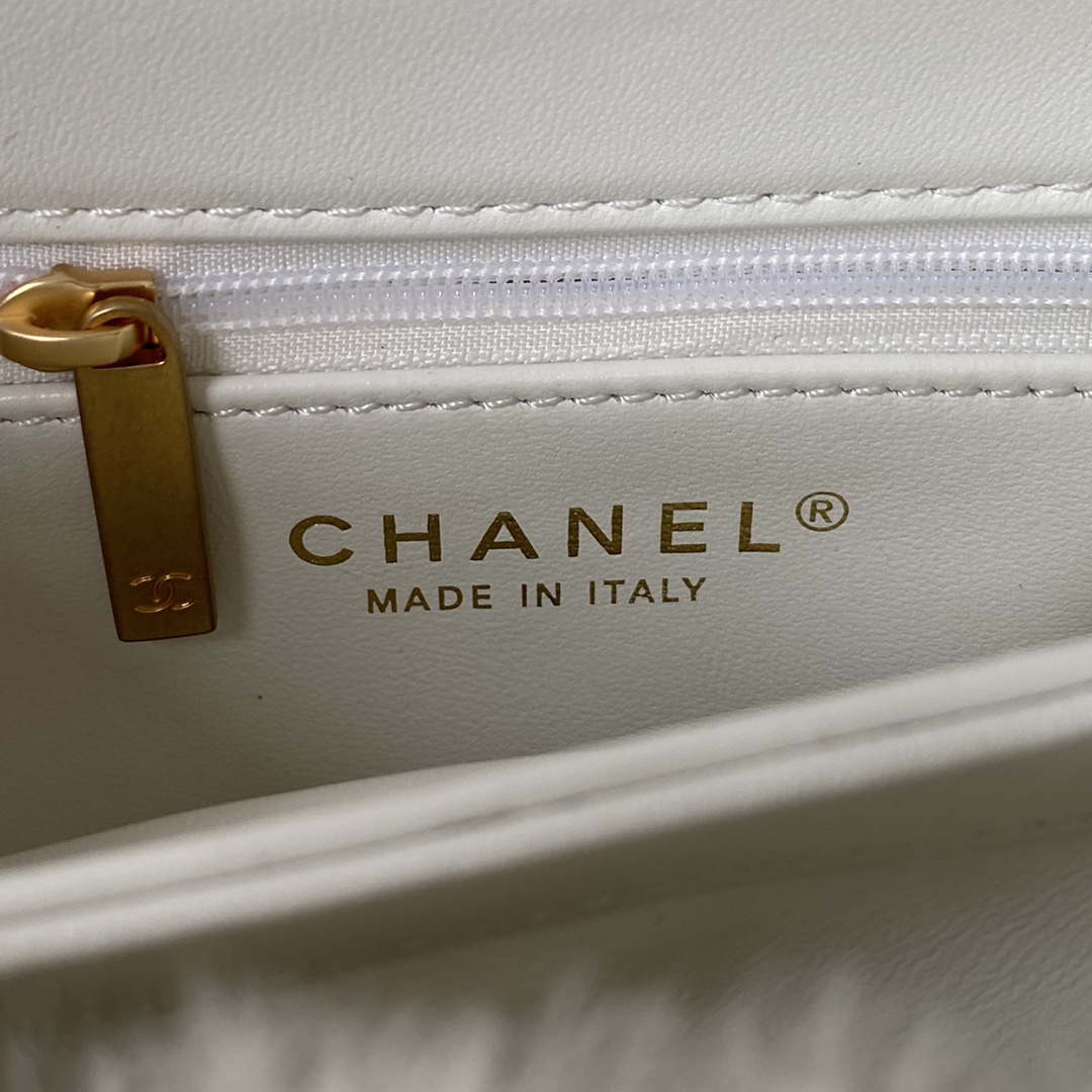 Chanel AS3498 Flap Bag Shearling Beige - Default Title - View 8