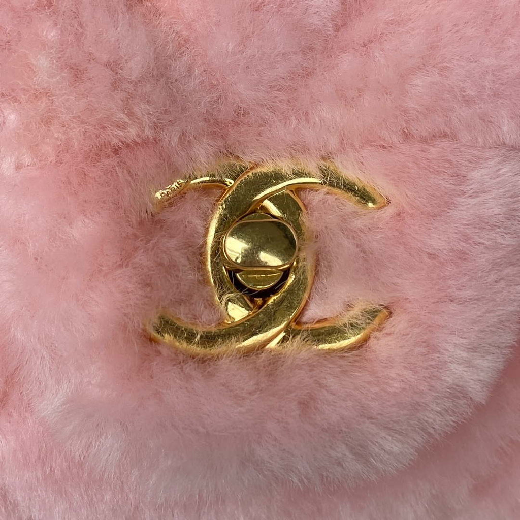 Chanel AS3499 Flap Bag Shearling Pink