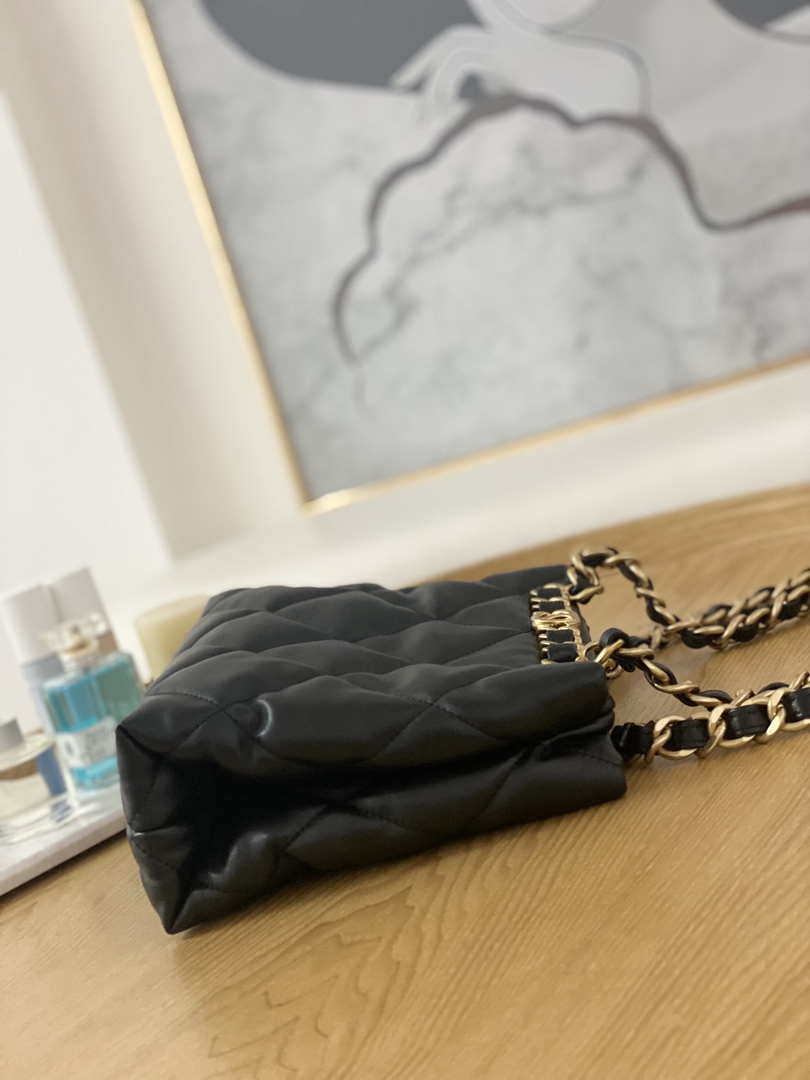 Chanel AS3502 Small TOTE Lambskin Black