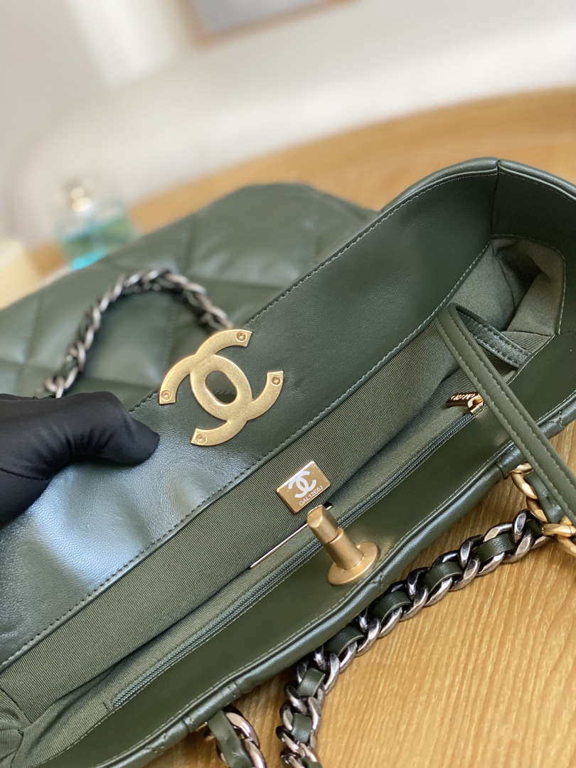Chanel AS3519 CHANEL19 Shopping Bag Shiny Lambskin Dark Green - Default Title - View 8