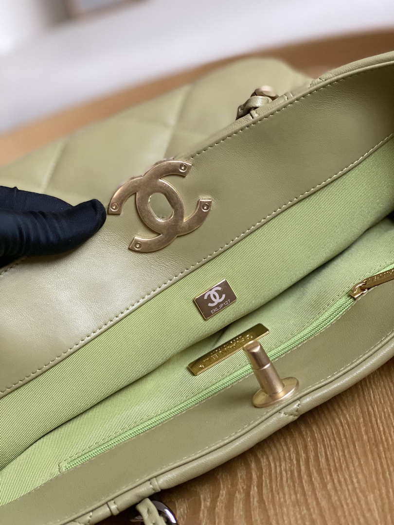 Chanel AS3519 CHANEL19 Shopping Bag Shiny Lambskin Light Yellow - Default Title - View 7