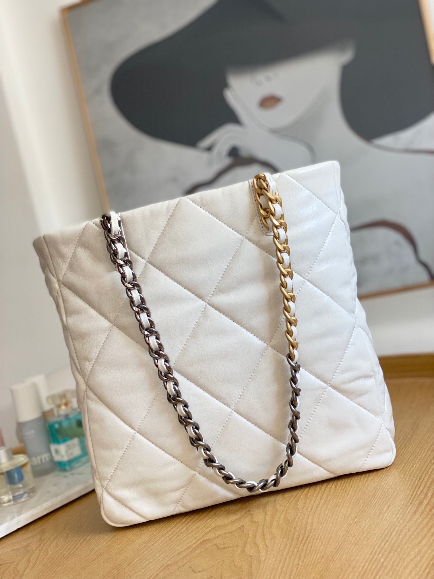 Chanel AS3519 CHANEL19 Shopping Bag Shiny Lambskin White - Default Title - View 2