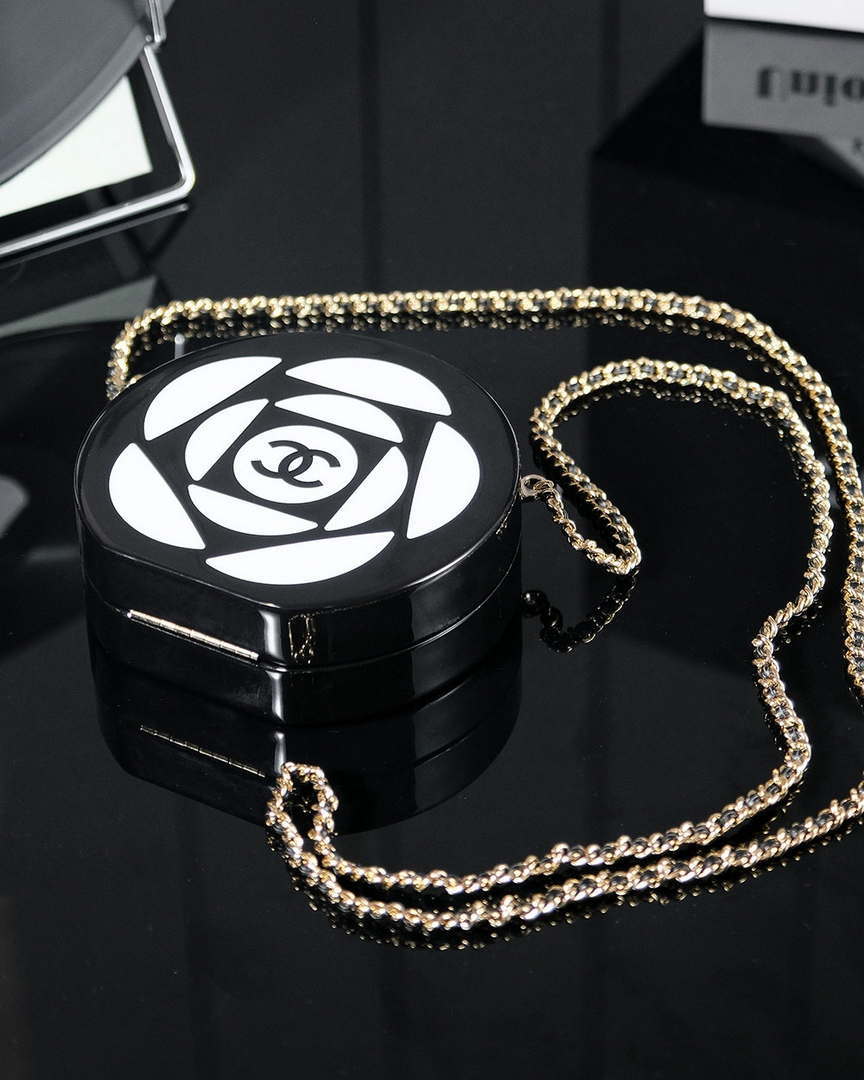 Chanel AS3548 Evening Round Lambskin white