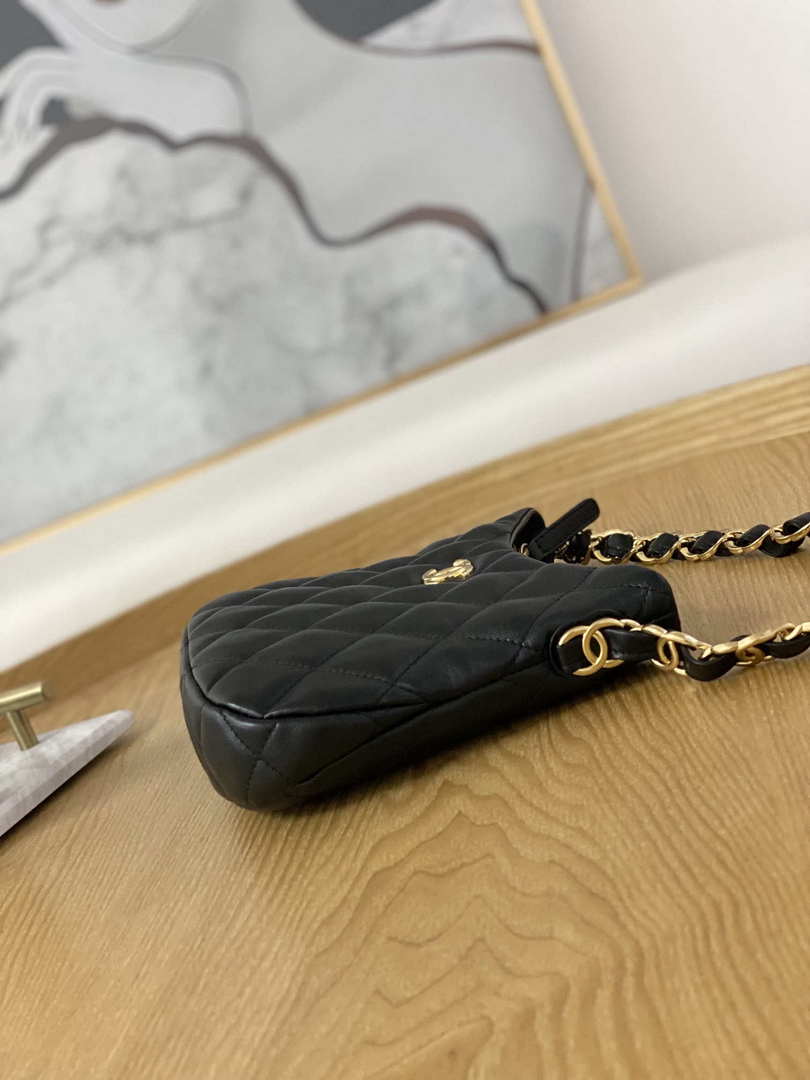 Chanel AS3562 Hobo Handbag Lambskin Black