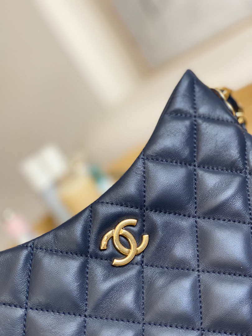 Chanel AS3562 Hobo Handbag Lambskin Navy blue - Default Title - View 4
