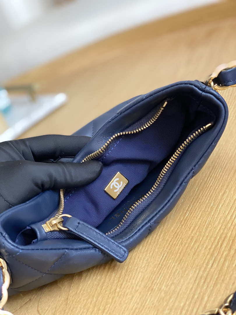 Chanel AS3562 Hobo Handbag Lambskin Navy blue - Default Title - View 9