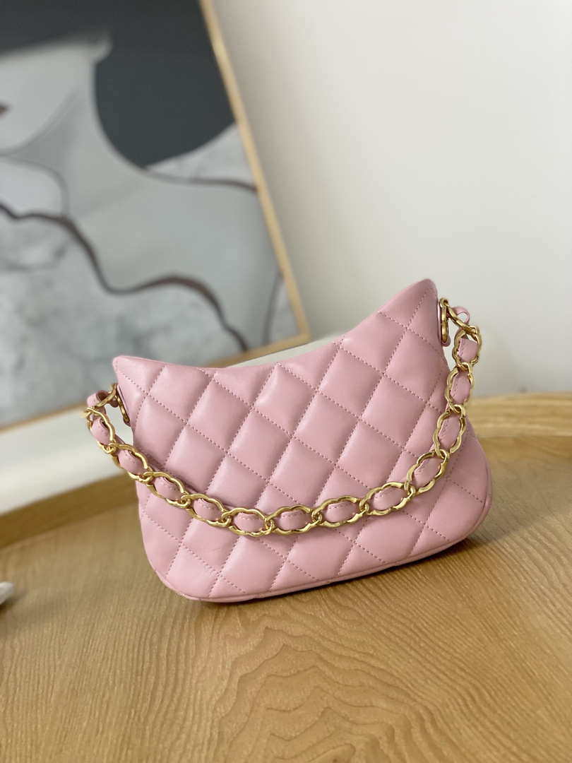 Chanel AS3562 Hobo Handbag Lambskin Pink