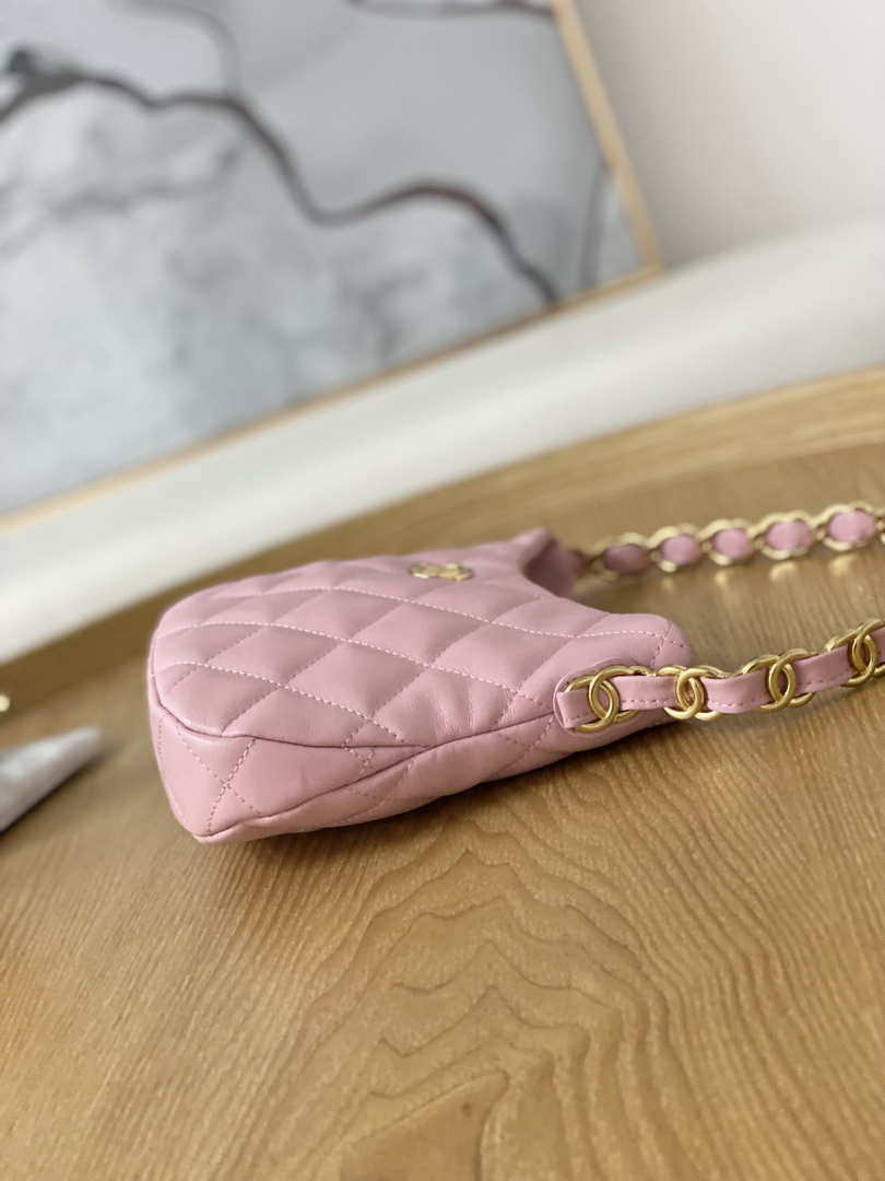 Chanel AS3562 Hobo Handbag Lambskin Pink