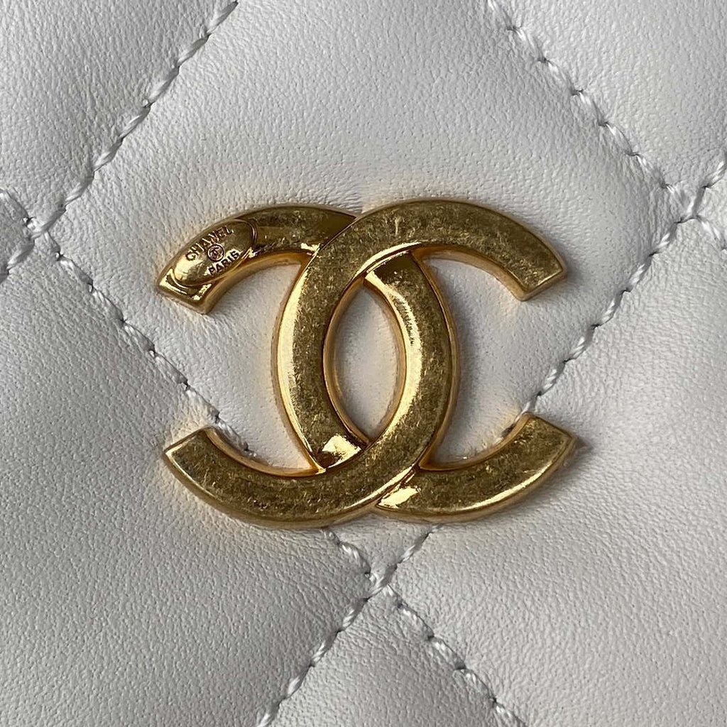 Chanel AS3562 Ssmall Hobo Handbag Lambskin White