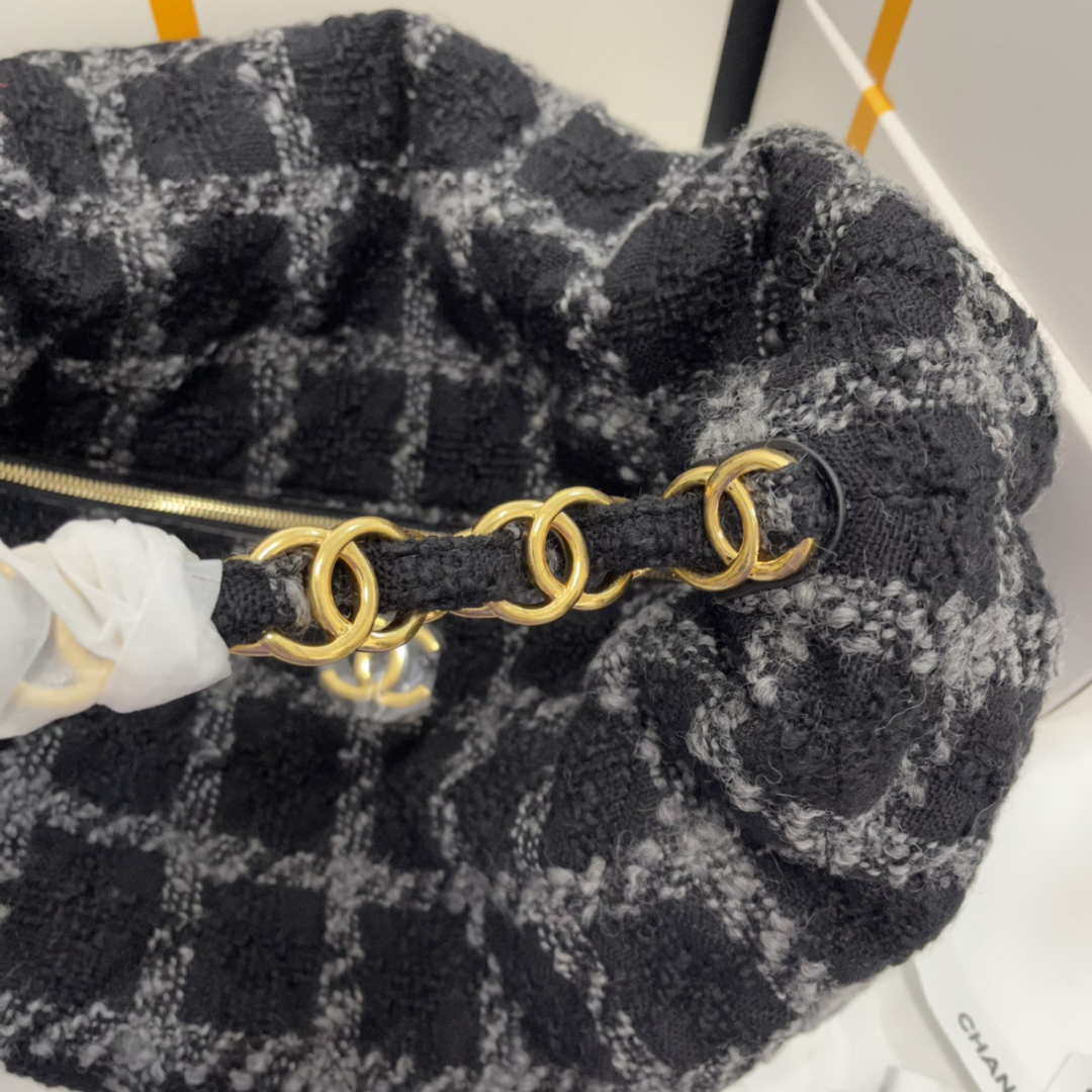 Chanel AS3564 MAXI HOBO BAG Wool Tweed & Gold-Tone Metal Black & Gray - Default Title - View 3