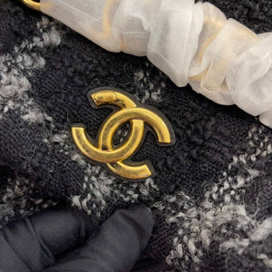 Chanel AS3564 MAXI HOBO BAG Wool Tweed & Gold-Tone Metal Black & Gray - Default Title - View 5