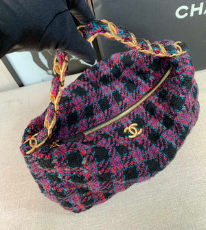 Chanel AS3564 MAXI HOBO BAG Wool Tweed & Gold-Tone Metal Purple - Default Title - View 2