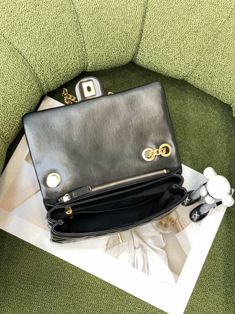 Chanel AS3609 Flap Bag Lambskin Lambskin & Gold-Tone Metal Black