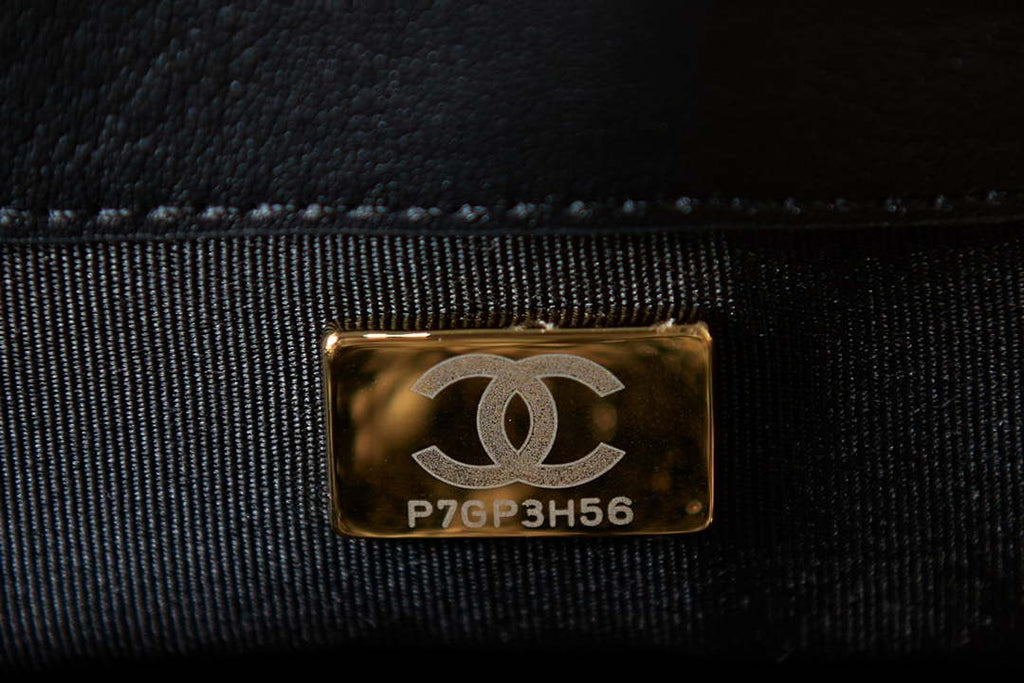 Chanel AS3611 Small Flap Bag Wool Tweed & Gold-Tone Metal White