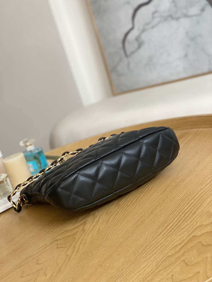 Chanel AS3631 2022 new hippie underarm Hobo bag shoulder bag Black