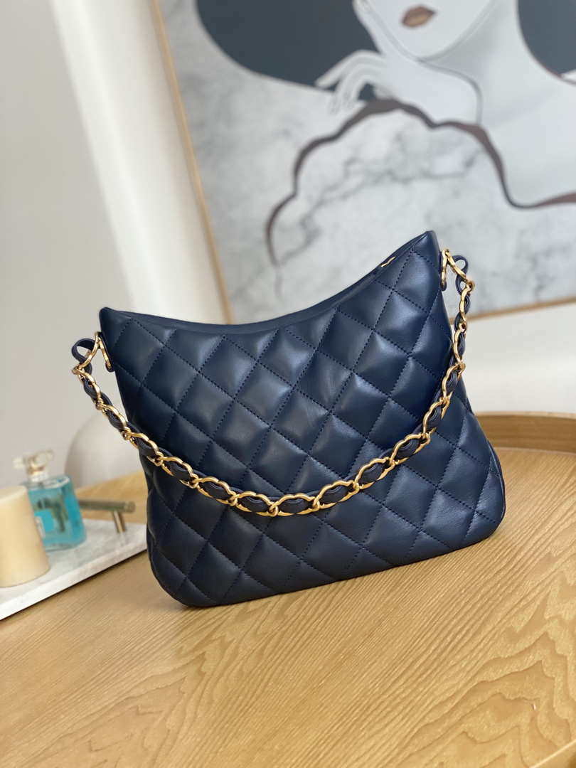 Chanel AS3631 2022 new hippie underarm Hobo bag Lambskin Navy blue - Default Title - View 2