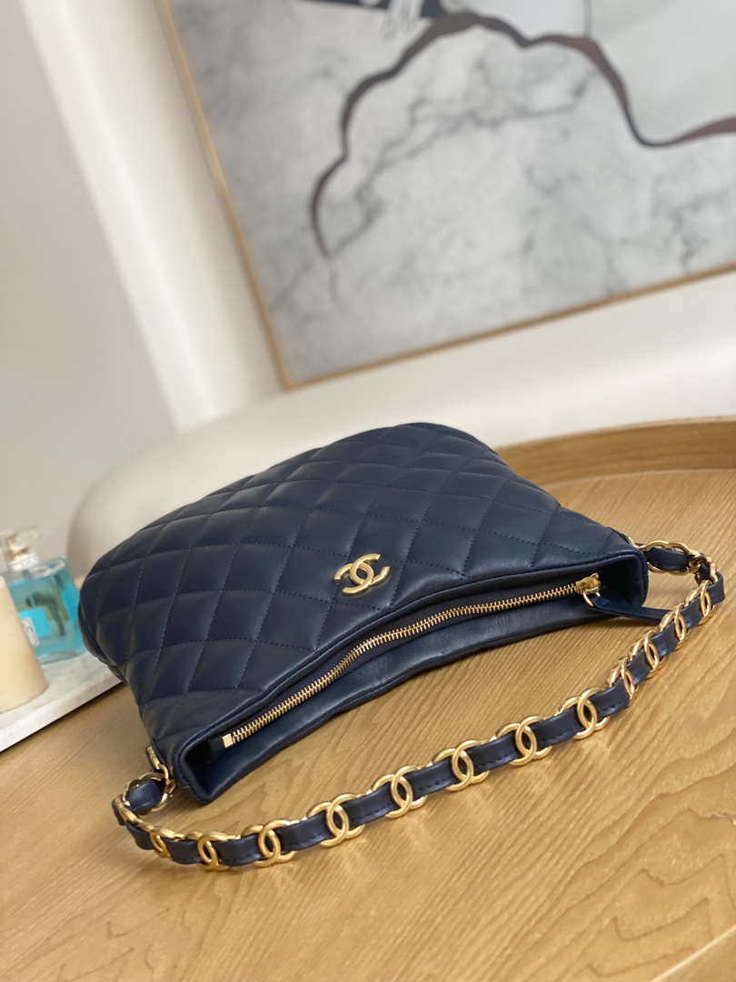 Chanel AS3631 2022 new hippie underarm Hobo bag Lambskin Navy blue - Default Title - View 6