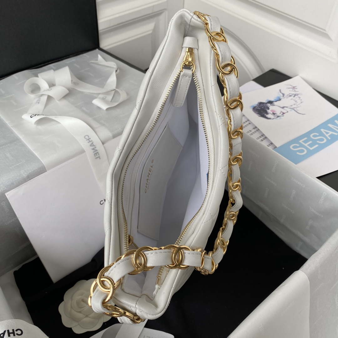 Chanel AS3631 Large Hobo bag Lambskin White